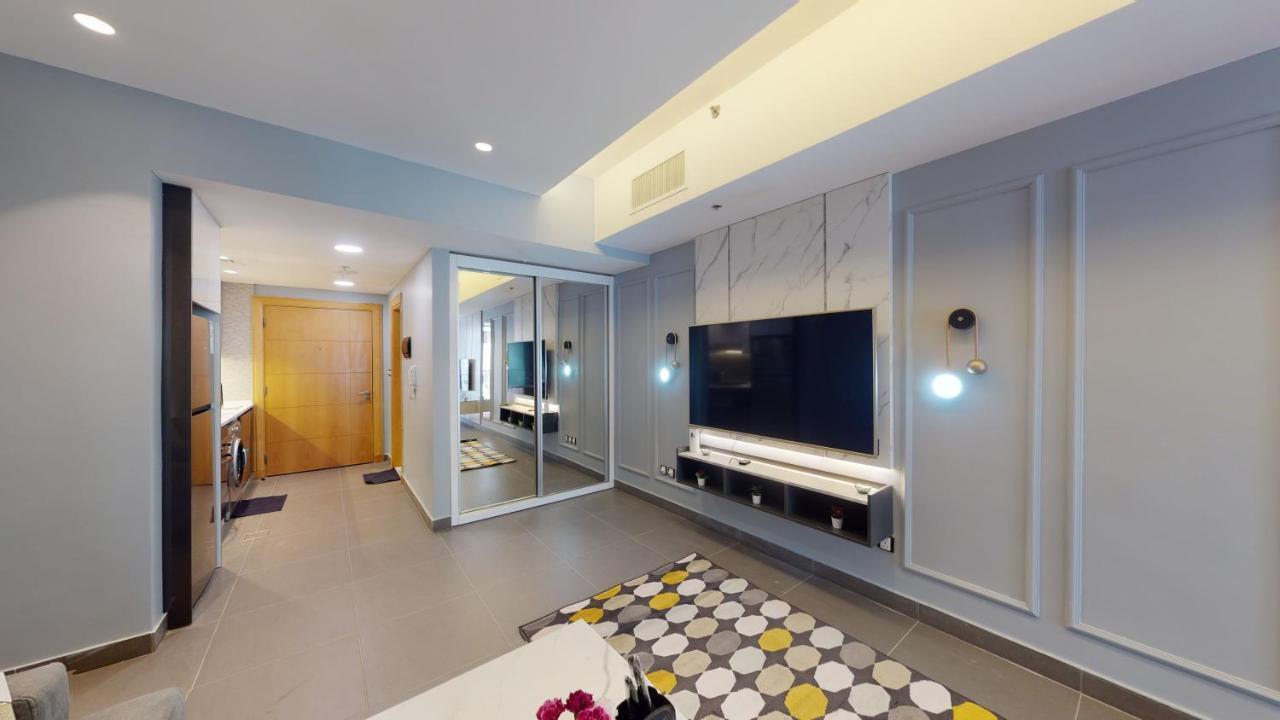 Al Fares Luxury Furnished Apartment-Damac Tower Εξωτερικό φωτογραφία