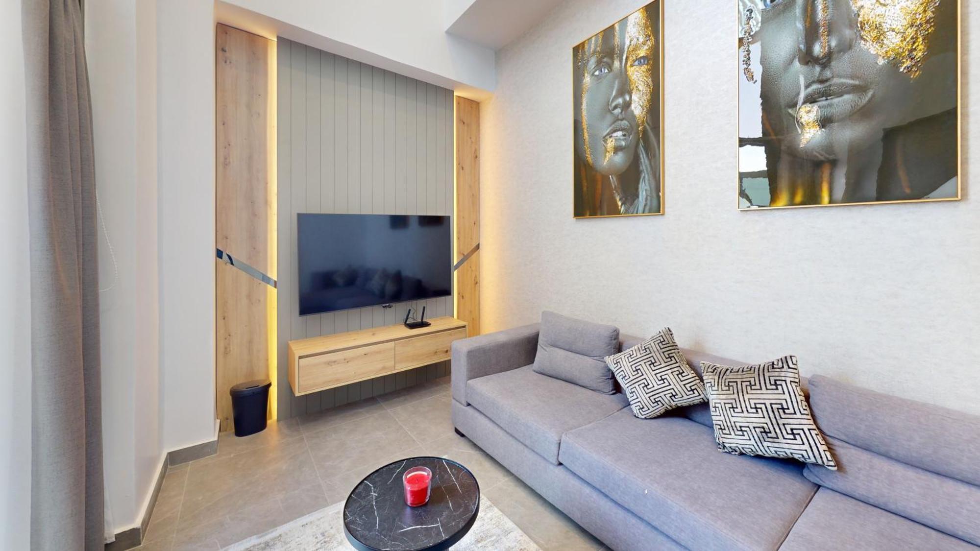 Al Fares Luxury Furnished Apartment-Damac Tower Εξωτερικό φωτογραφία