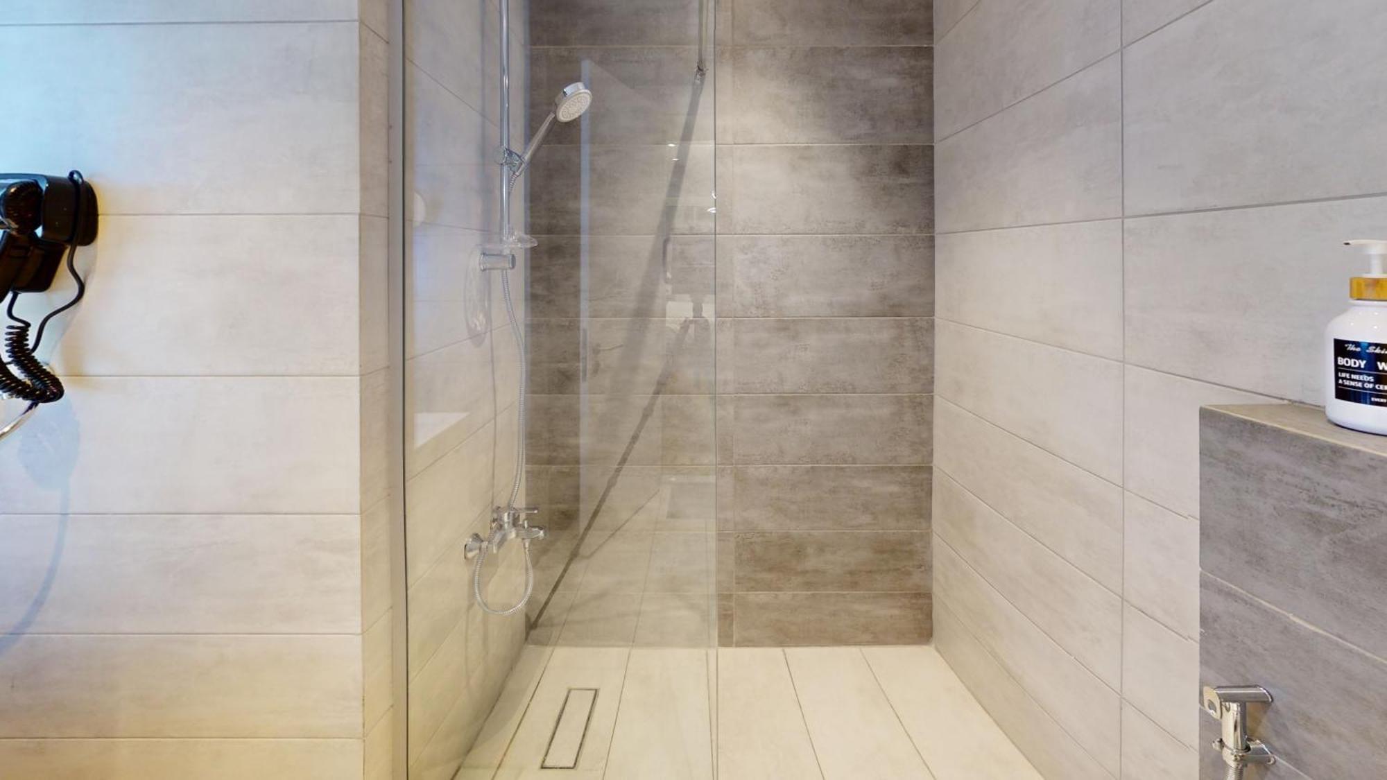 Al Fares Luxury Furnished Apartment-Damac Tower Εξωτερικό φωτογραφία